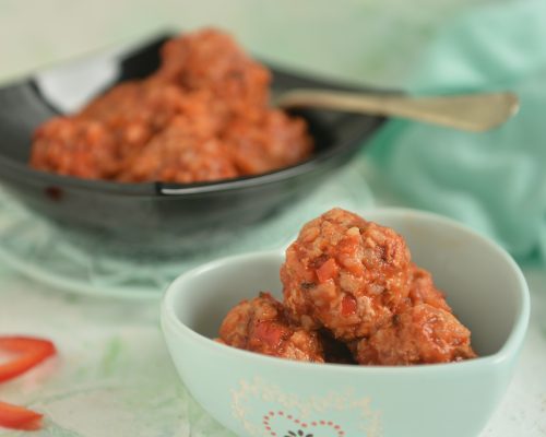 Mięsno – ryżowe pulpeciki w sosie pomidorowym
